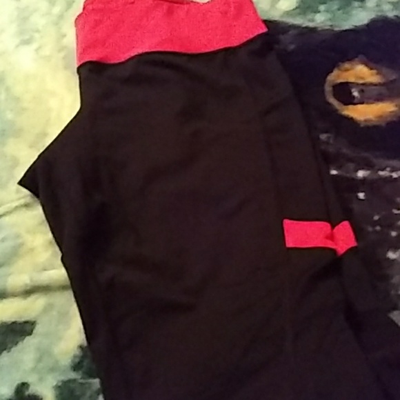 Ideology capris - Picture 2 of 5